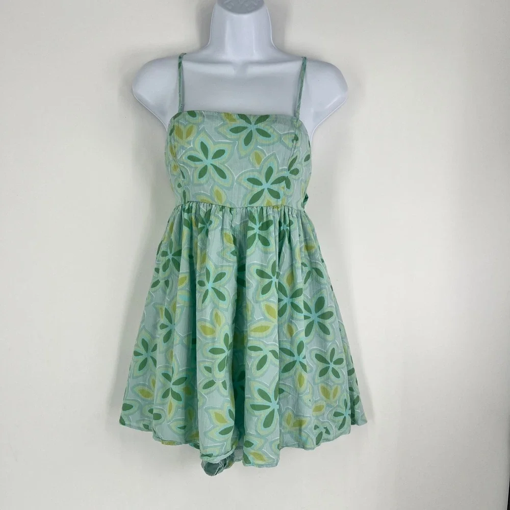 👗 - Picture 3 of 3